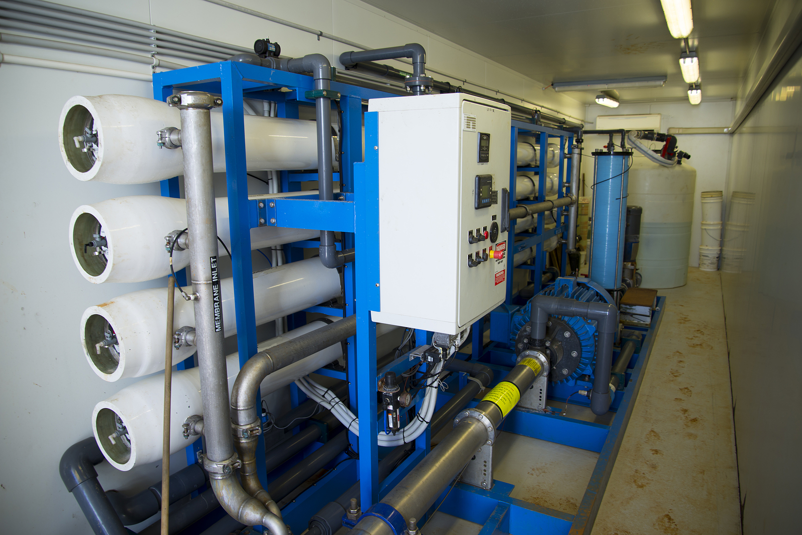 Large industrial reverse osmosis water filtration system designed for removing fluoride and other contaminants from water.